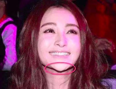 qq吃瓜明星,揭秘娱乐圈明星背后的那些事儿